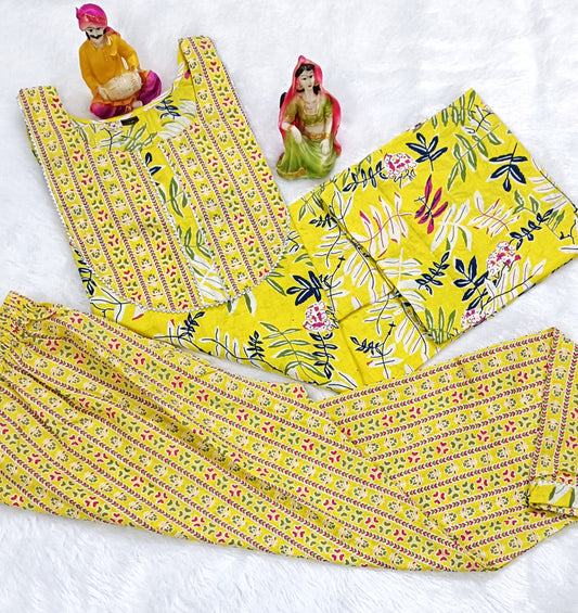 Women Pure Cotton Kurti Pant Set