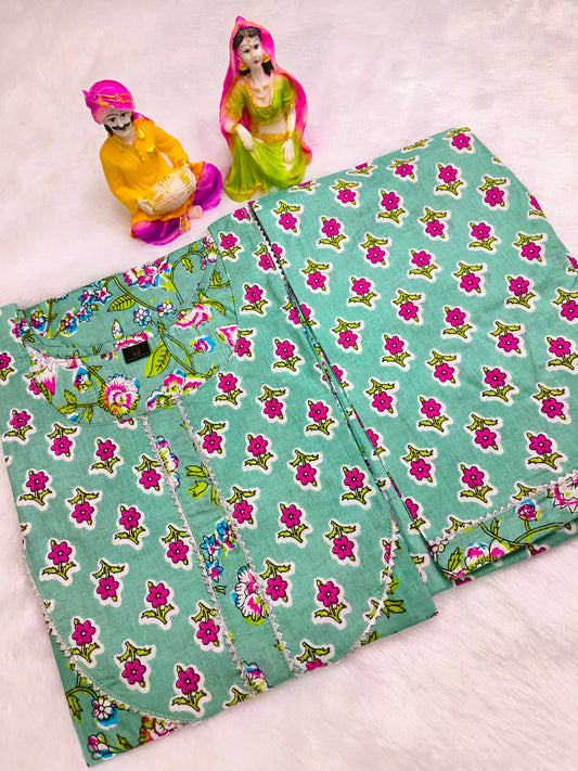 Women Pure Cotton Kurti Pant Set