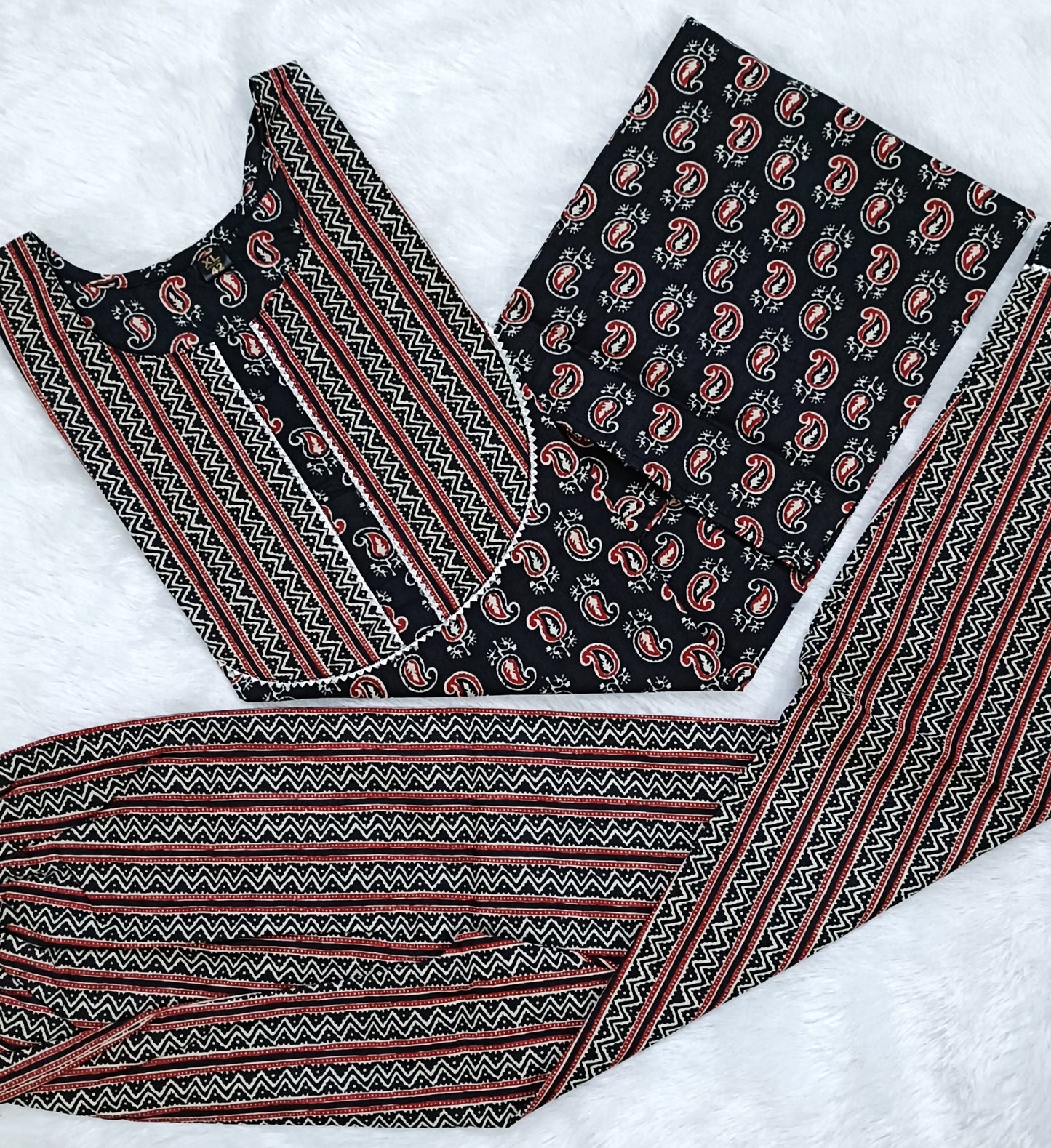 Women Pure Cotton Kurti Pant Set