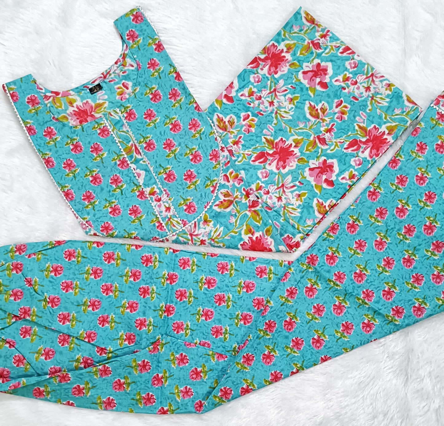 Women Pure Cotton Kurti Pant Set